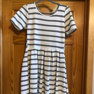 Lularoe Amelia Dress
